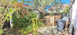 Photo 1- click for photo gallery